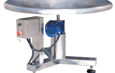 Otočný sběrný stůl sáčků